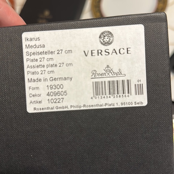 VERSACE X ROSENTHAL Plate set - Picture 10 of 10